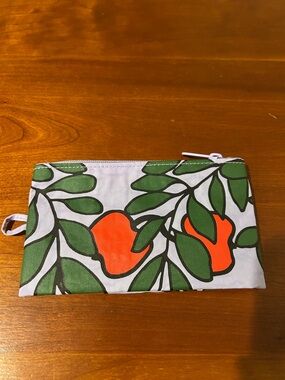 Baggu Apple Small Go Pouch
